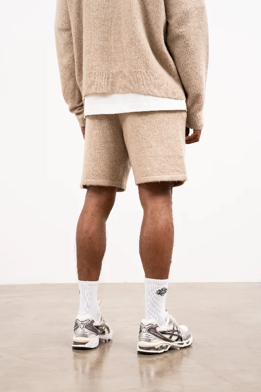 LIGHTWEIGHT FLUFFY KNIT EMBLEM SHORTS - BEIGE