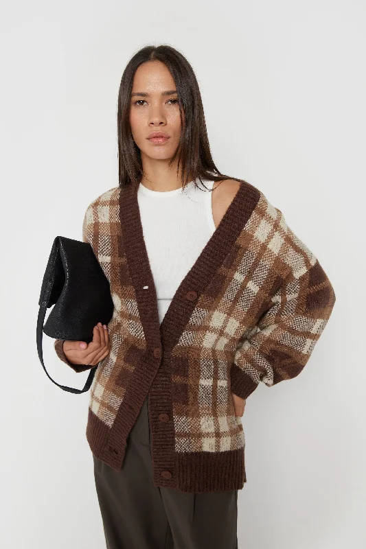 FUZZY OVERSIZED PLAID CARDIGAN