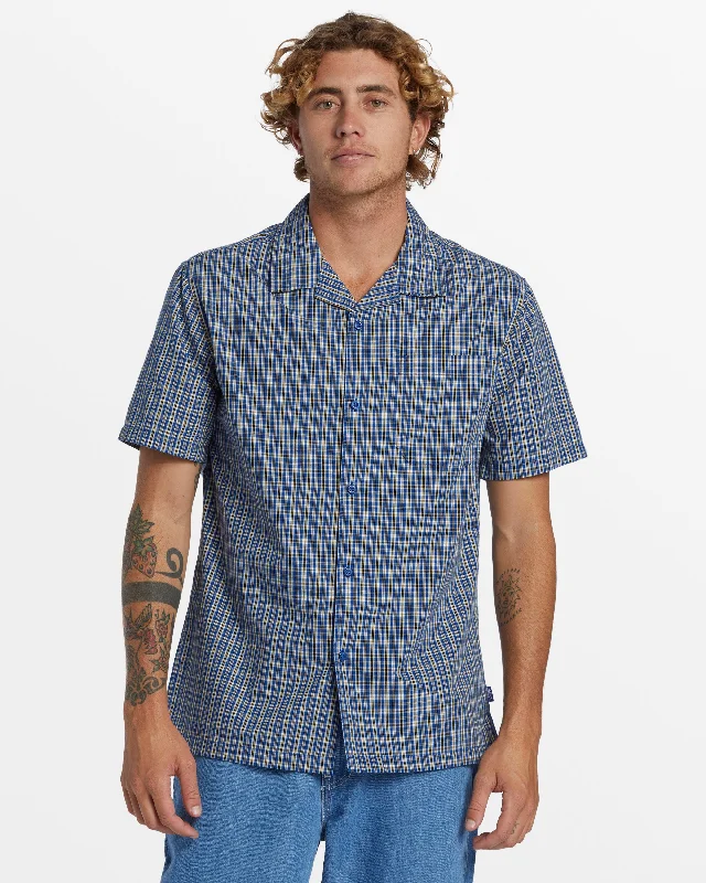 Saturn Casual Short Sleeve Shirt -